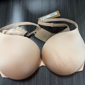 Skims 36D ultimate push-up plunge bra in Nude NWT